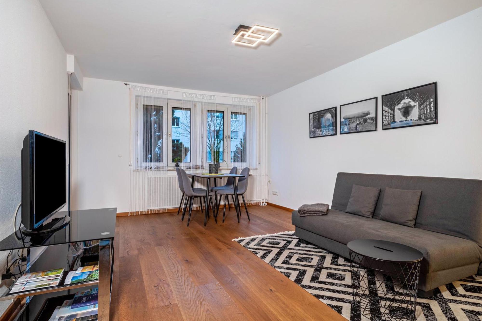 Kairos Apartment Friedrichshafen Bagian luar foto