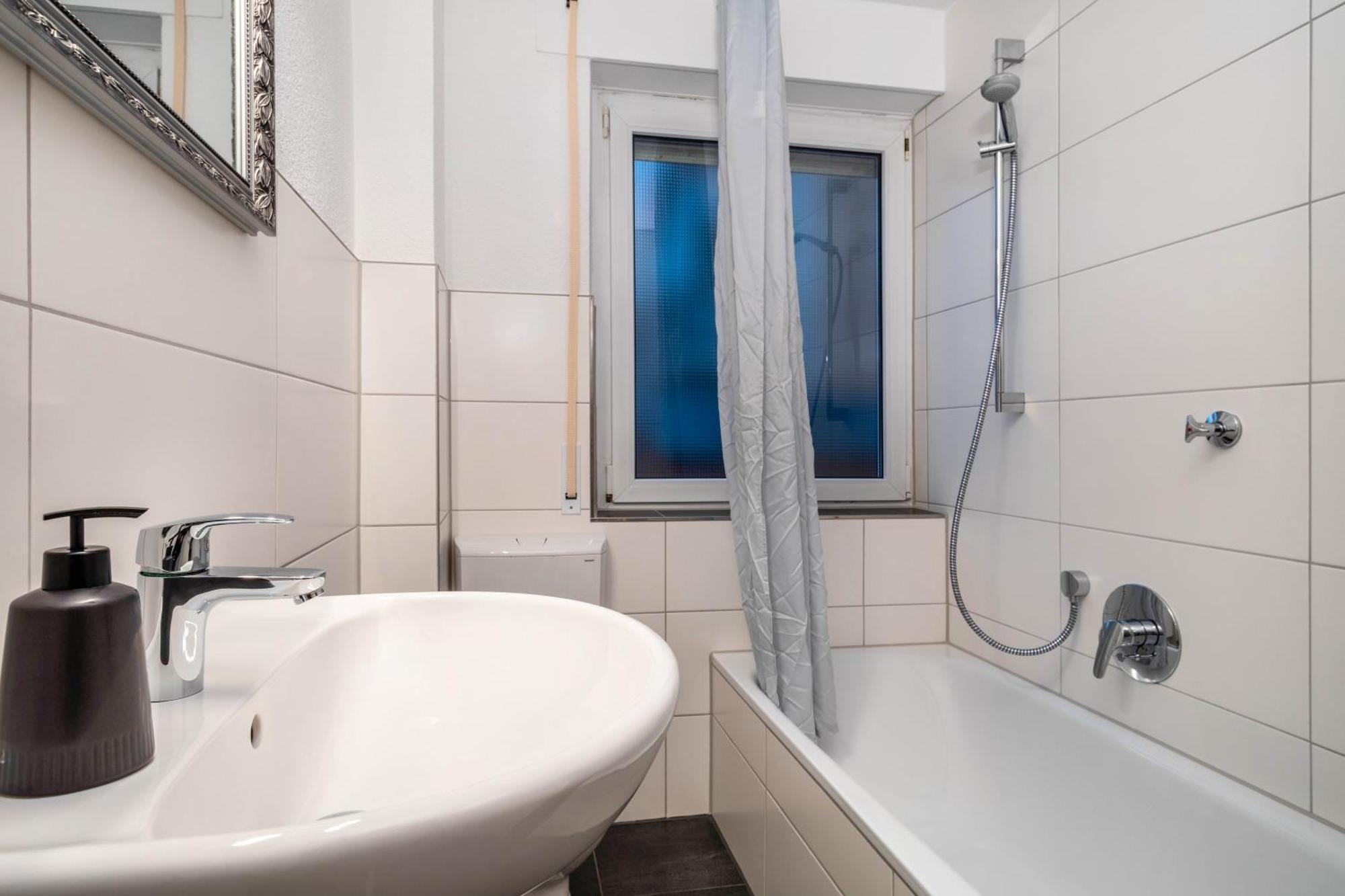 Kairos Apartment Friedrichshafen Bagian luar foto